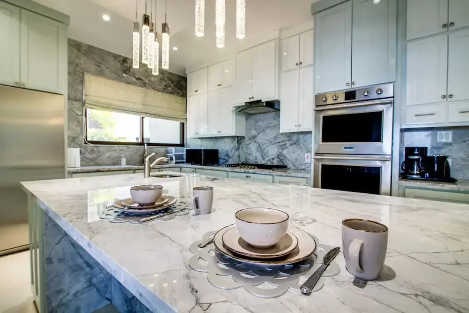 Luxury Oceanfront Villa Fully Staffed Pool Jacuzzi Movie Theatre