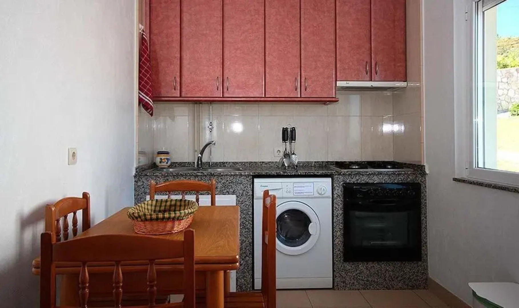 Apartment in Larino A Coruna 102060