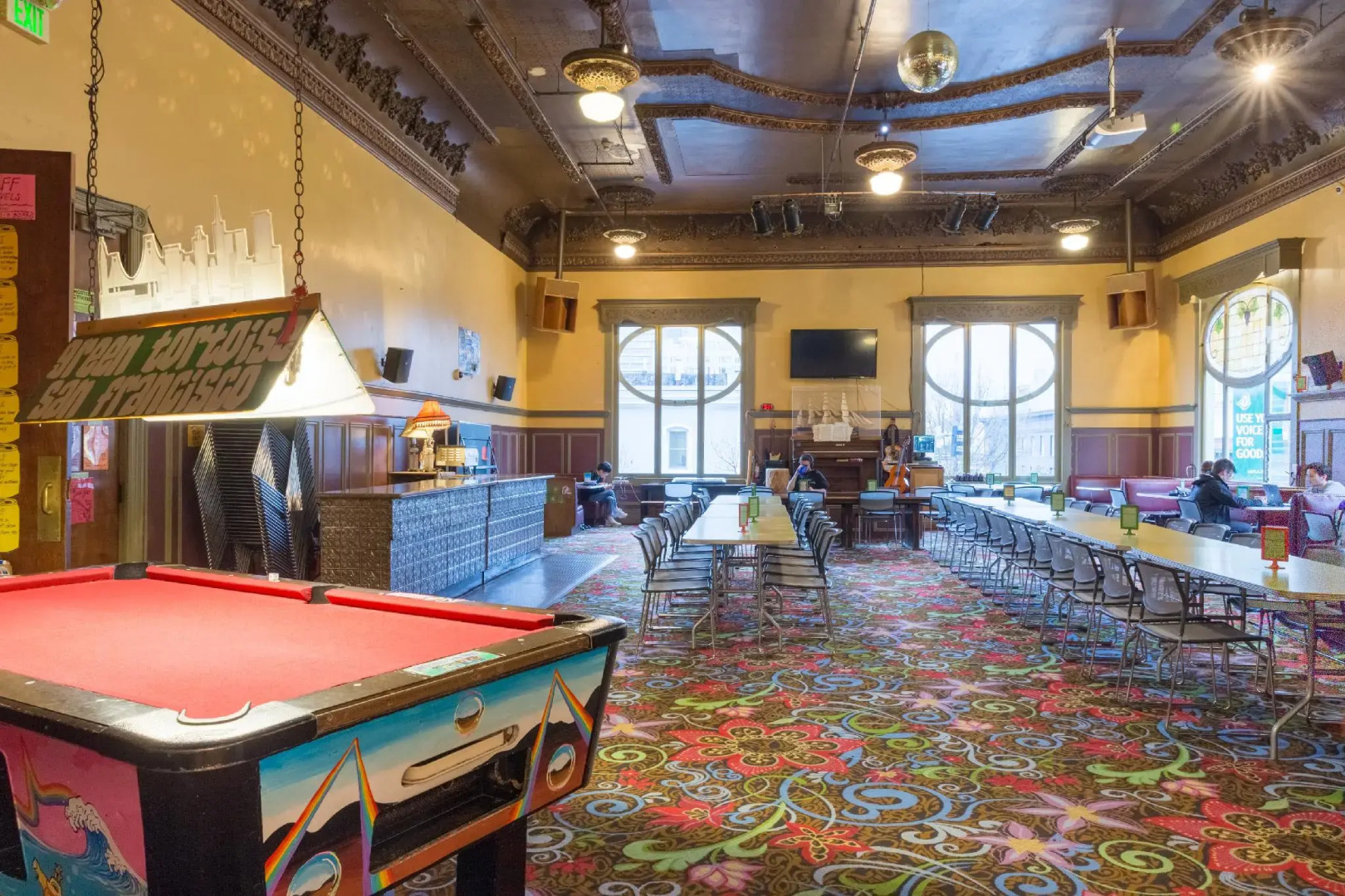 Green Tortoise Hostel