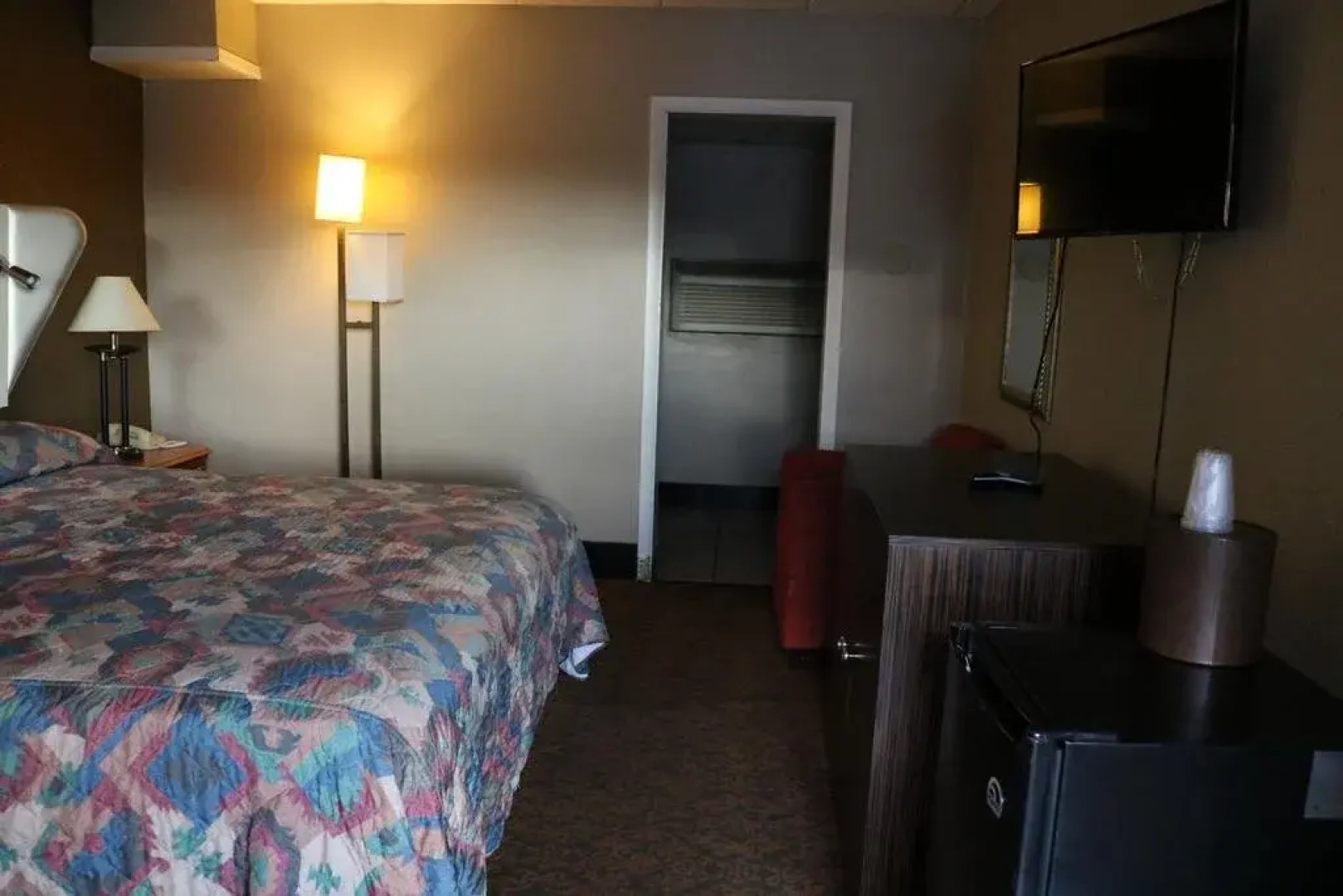 Hotel O Miami Inn & Suites Chicago Midway Airport