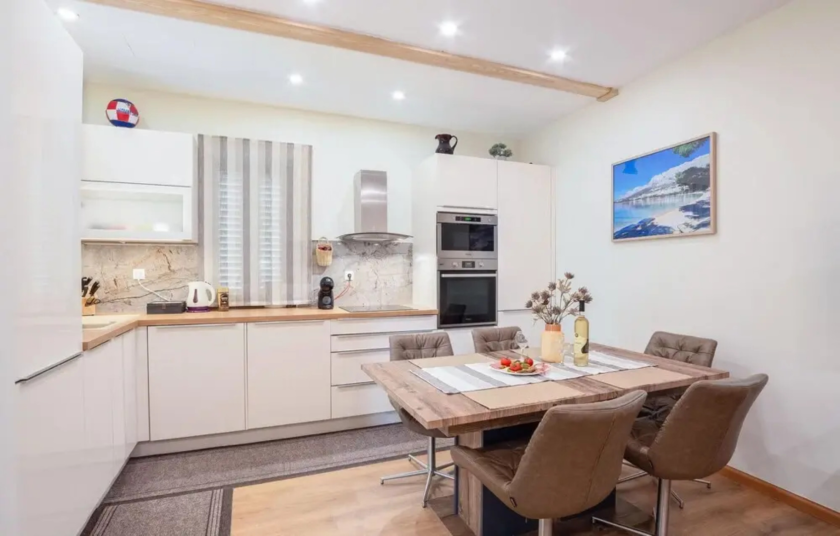 Nice Apartment in Sinj With Wifi and 3 Bedrooms