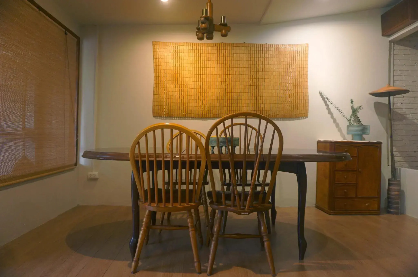 The Goose Cafe & Hostel