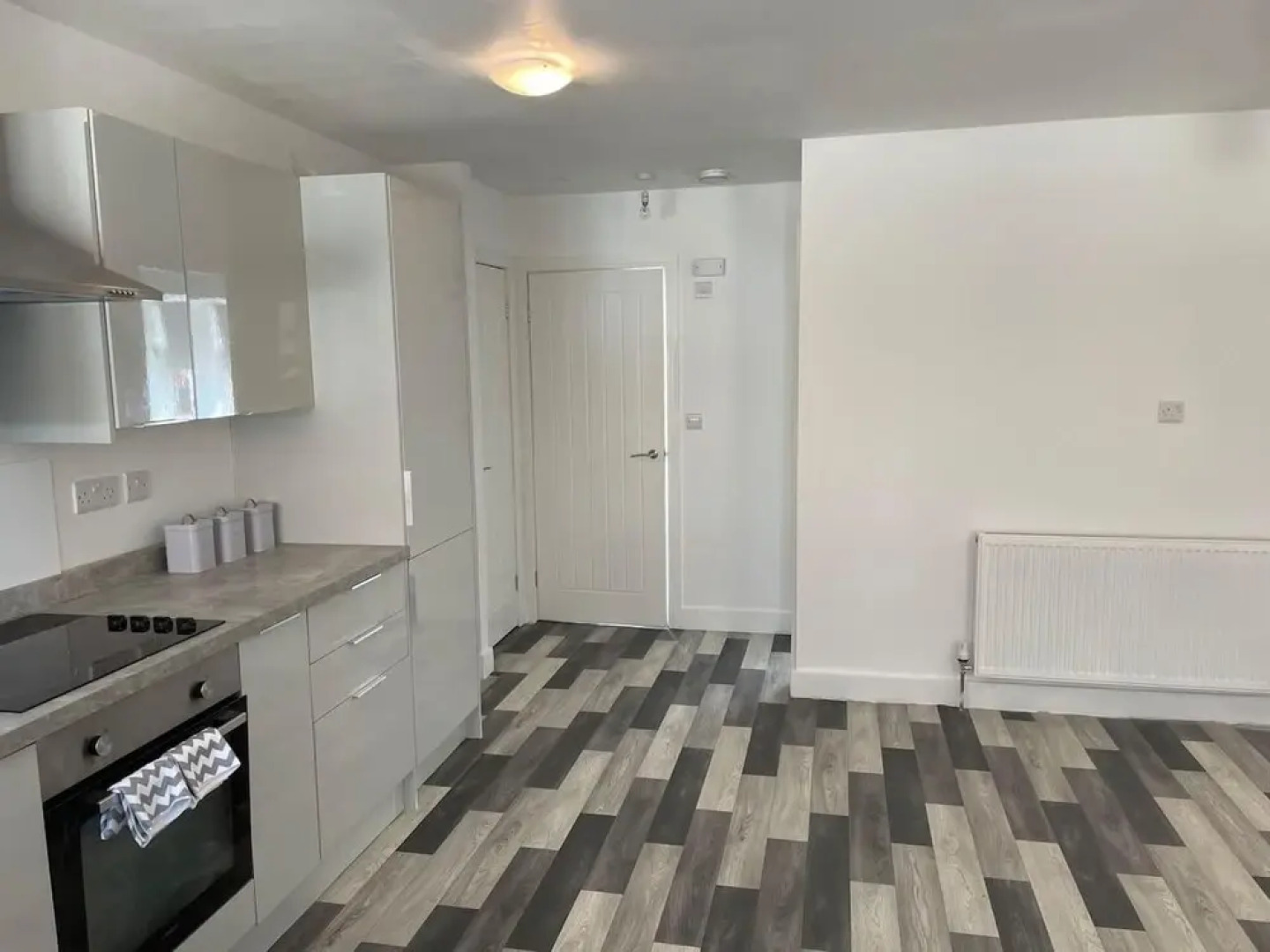 Impeccable 1-bed Apartment in Chesterfield