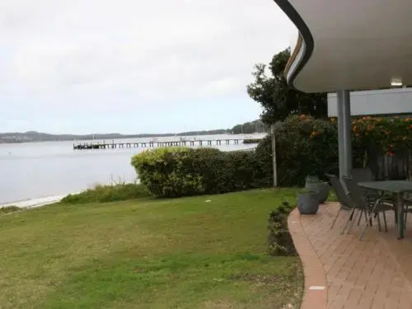 1 'The Clippers' 131 Soldiers Point Road - fabulous waterfront unit