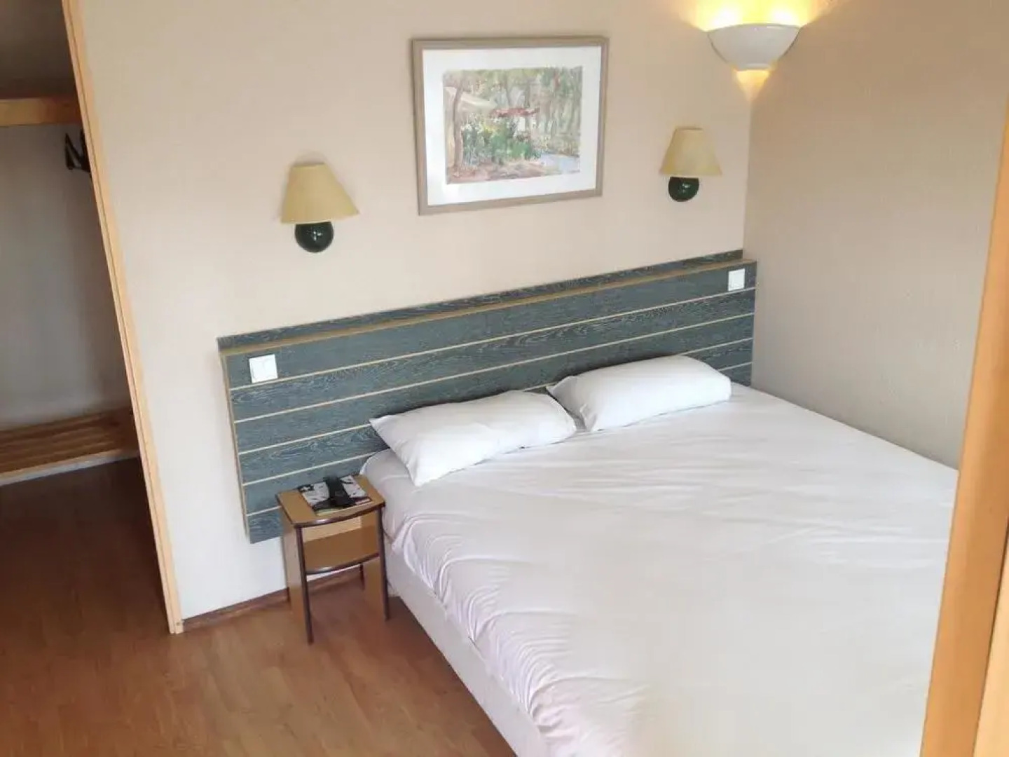 Hotel Kyriad Chantilly Sud - Luzarches