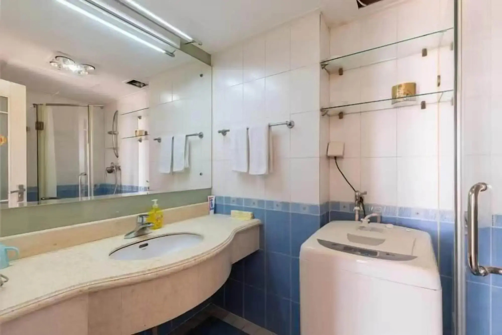 Dalian Xiuzhu Building Apartment