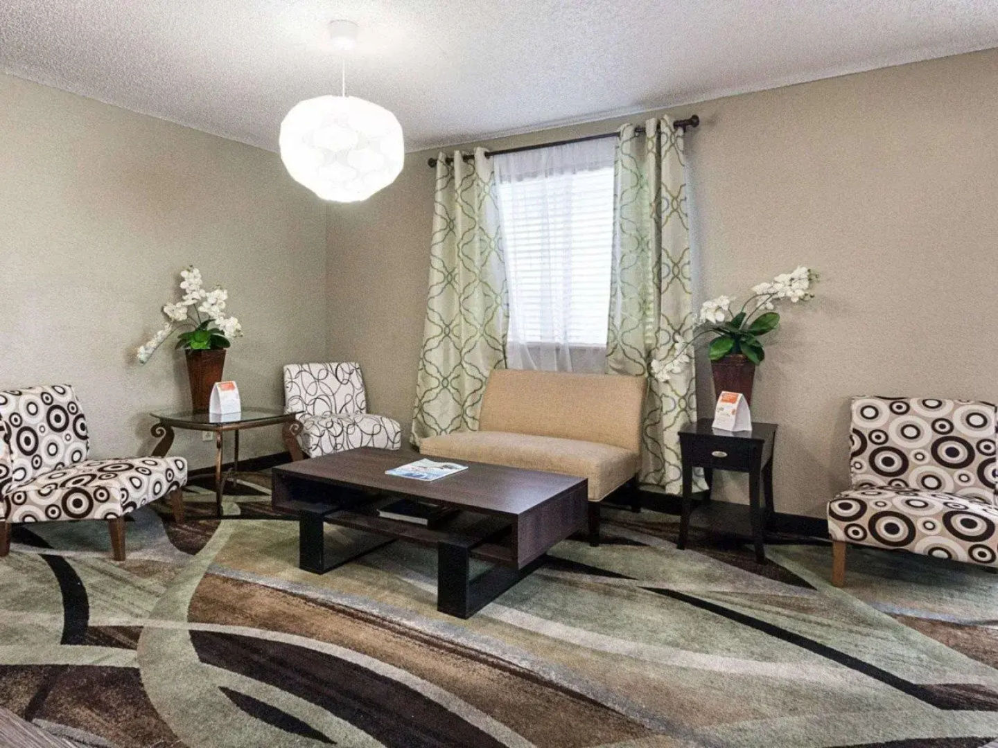 Quality Inn & Suites Leesburg Chain of Lakes