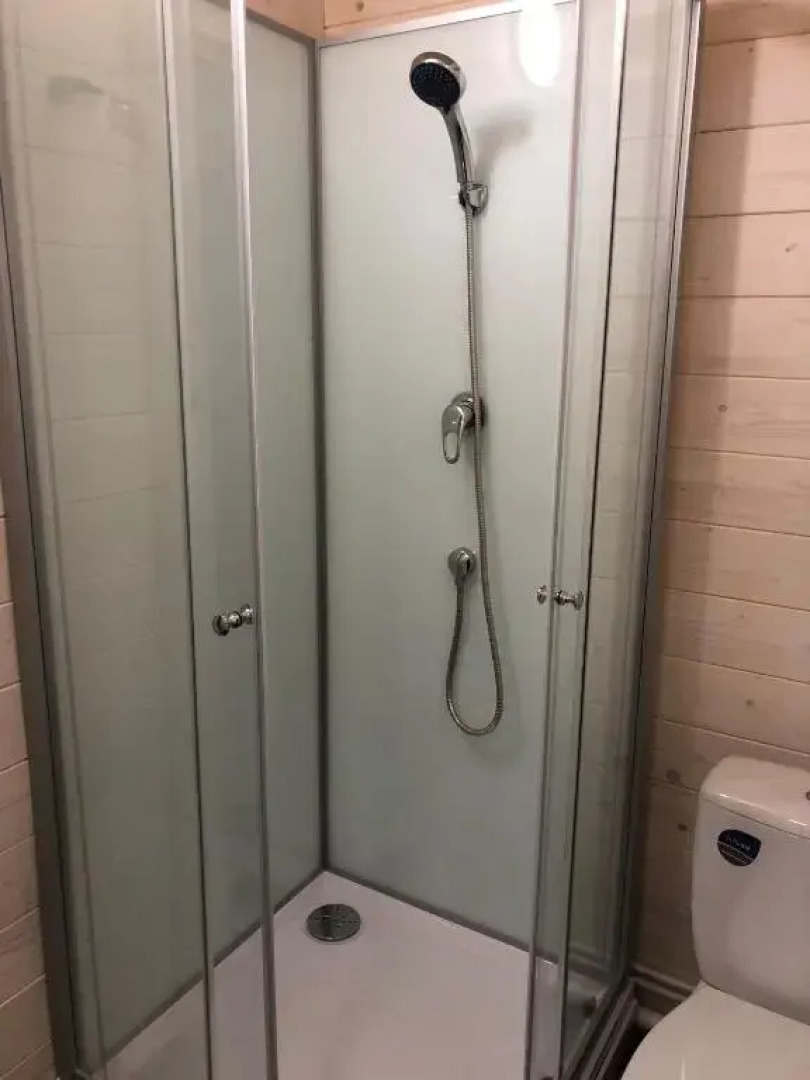 WOMOCAMP Holzhütte 1