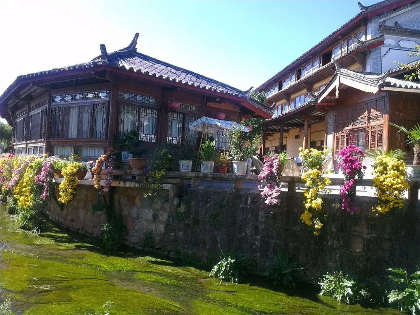 Sina Hotel Lijiang
