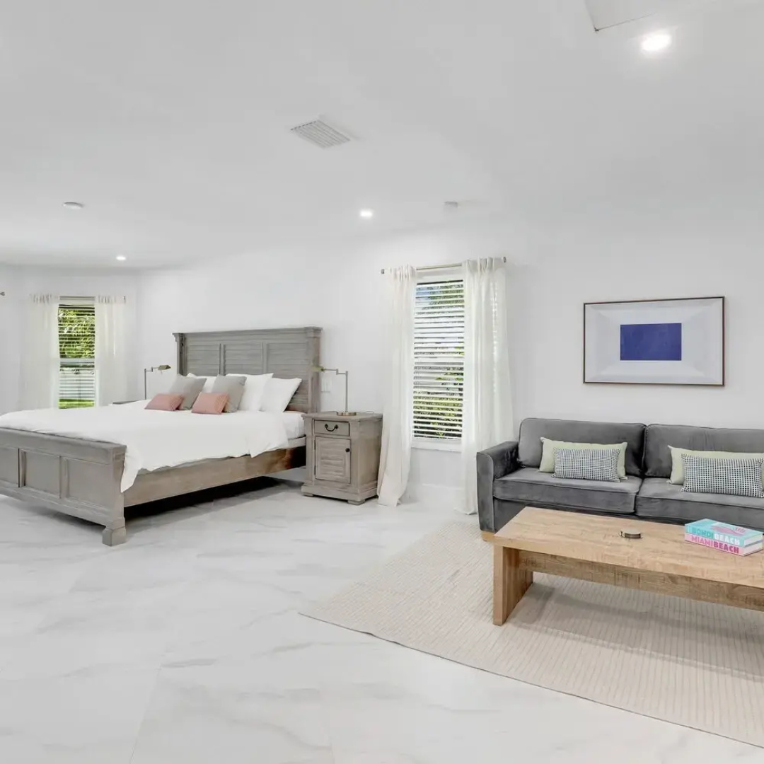 Luxury 6 000 Sqft Oasis Pool Sleeps 16