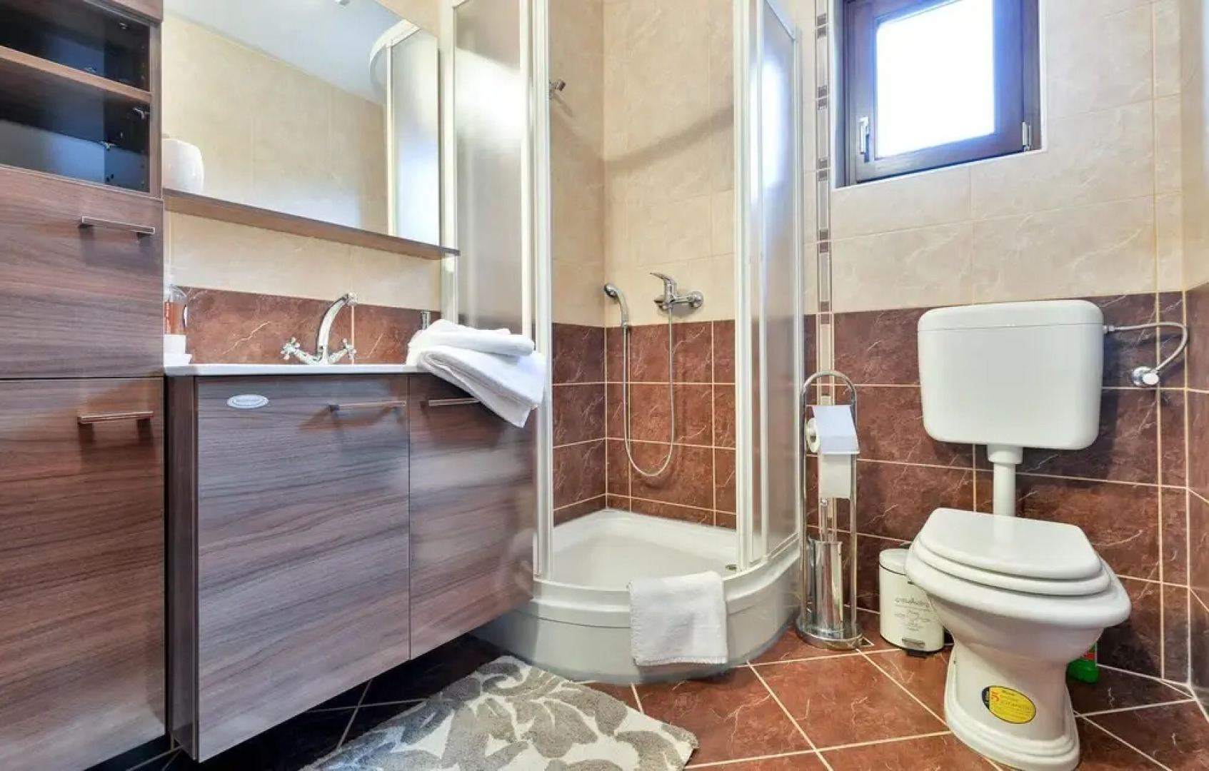 Awesome Home in Adamovec With 2 Bedrooms, Sauna and Wifi