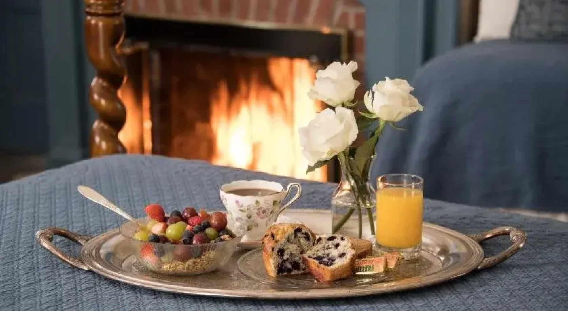 Mira Monte Inn & Suites