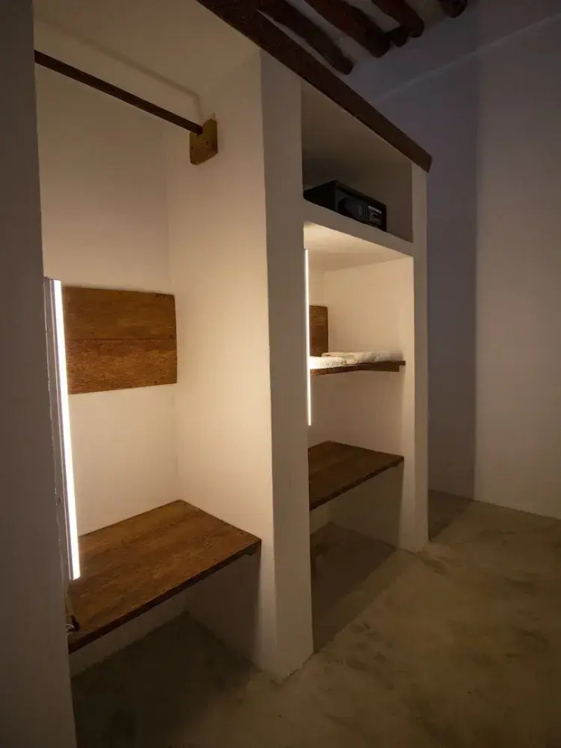 Tropical Boutique Hotel & Resto