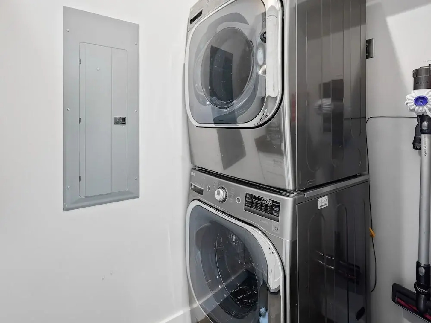 New Listing! Luxe Brand-New Home in Wine Country home