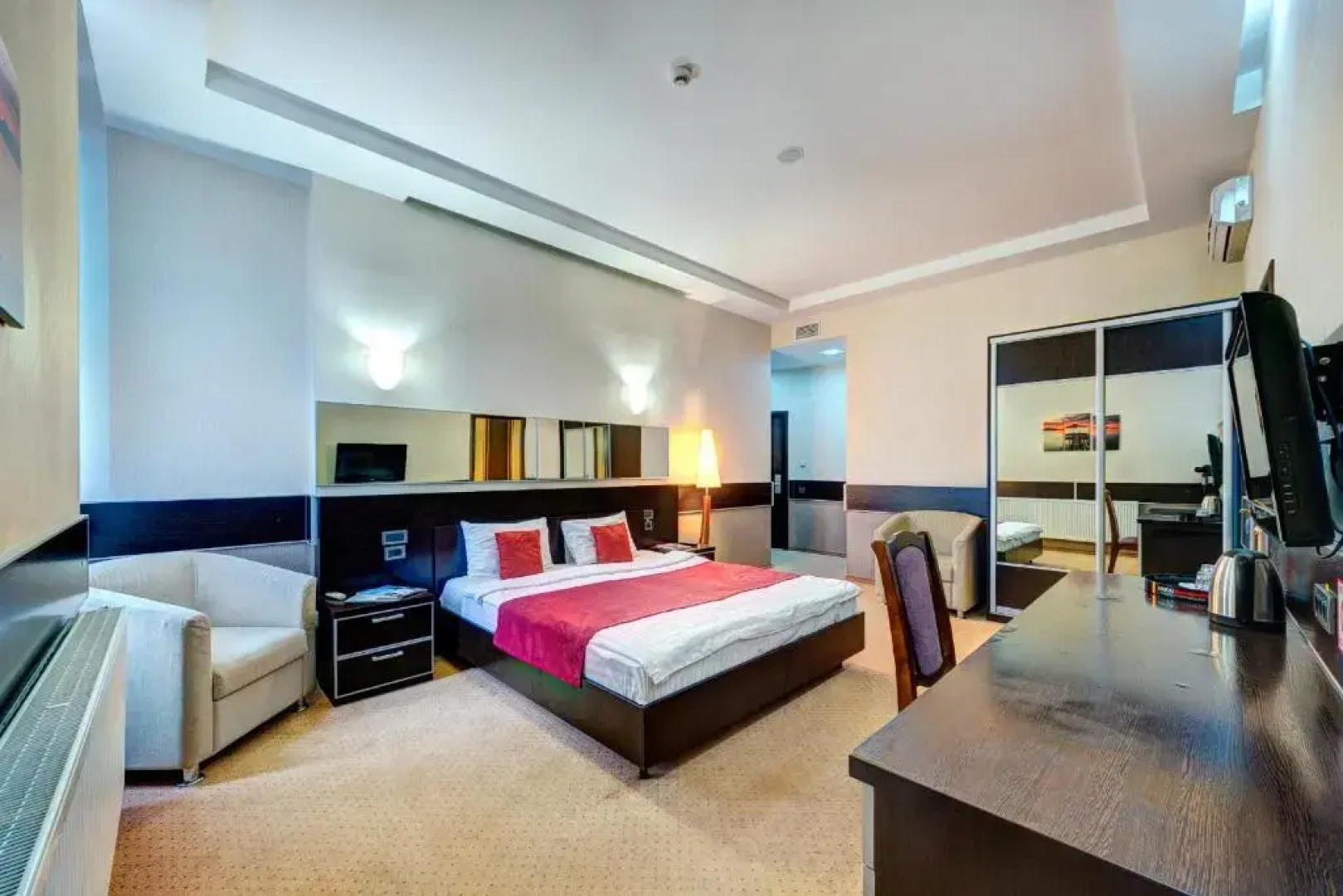 Спортивный и велнес-отель Terra Nova