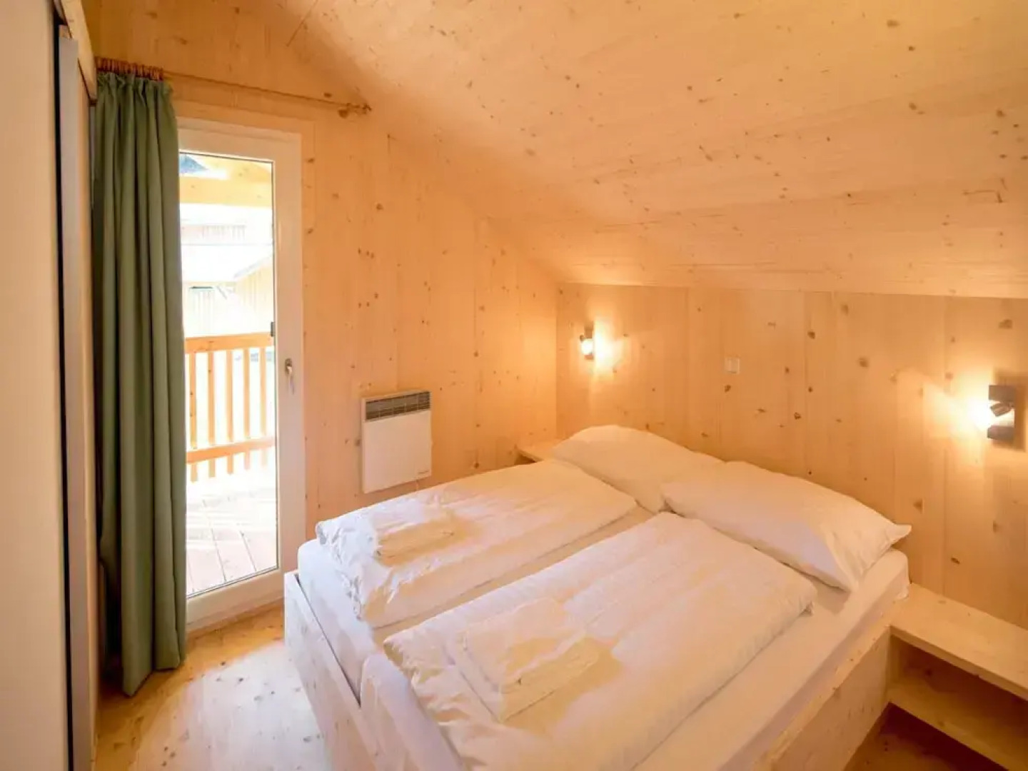 Snug Chalet With Sauna