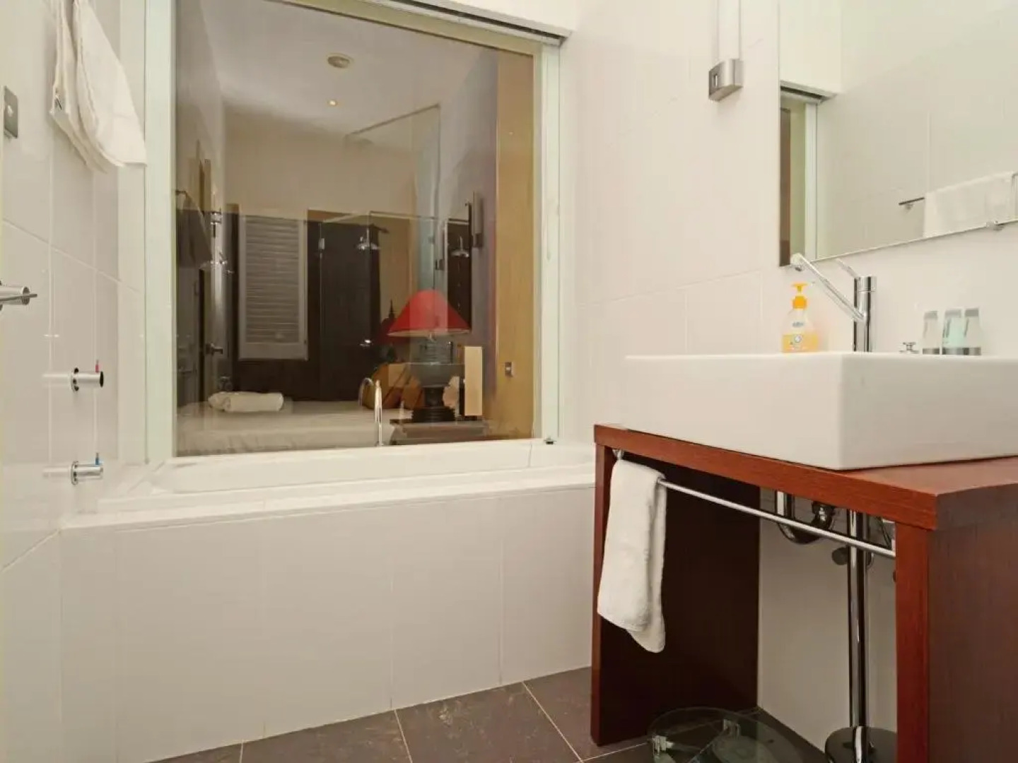 Brokenback Views Country Estate