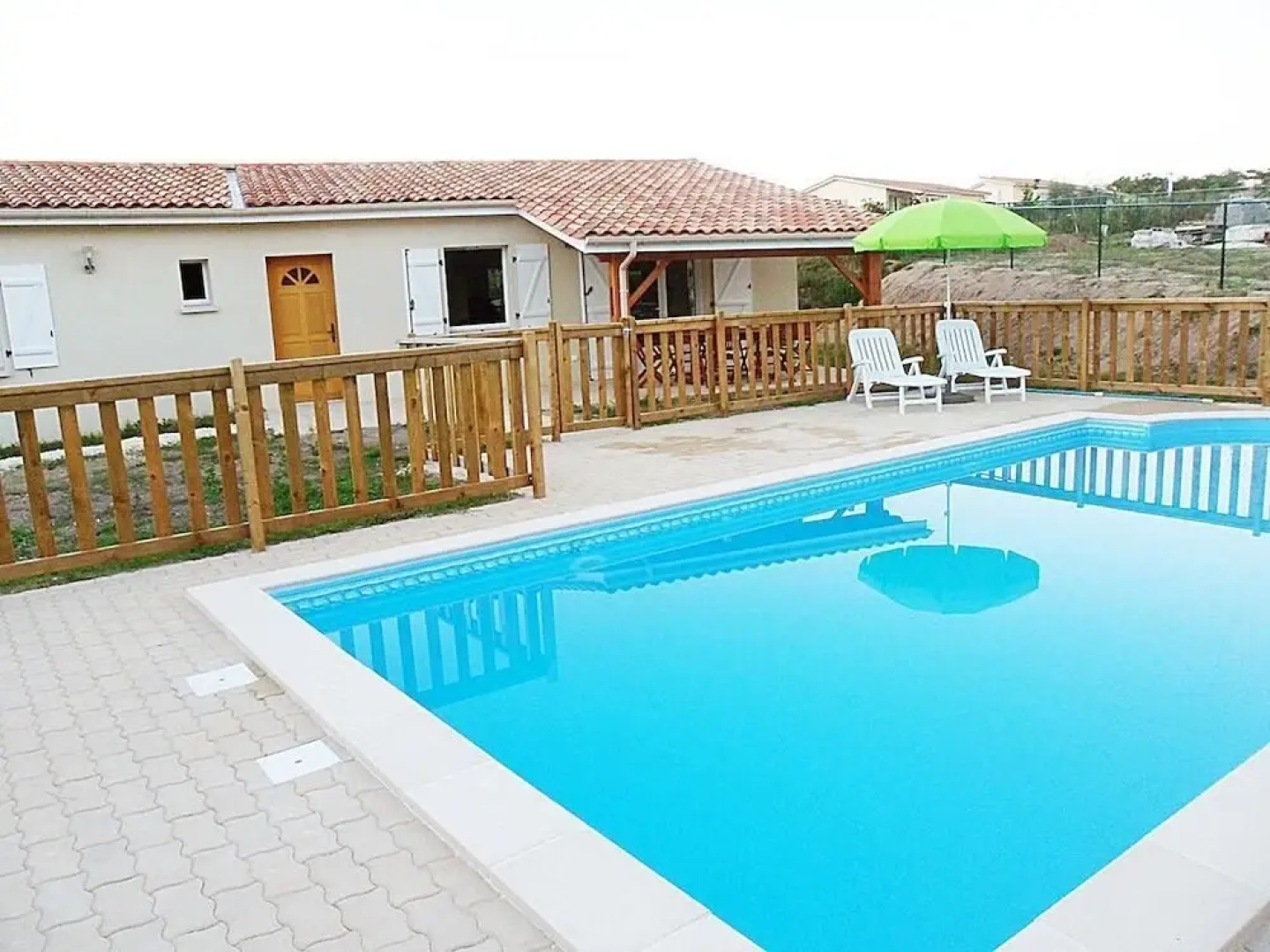 Etang Vallier Resort