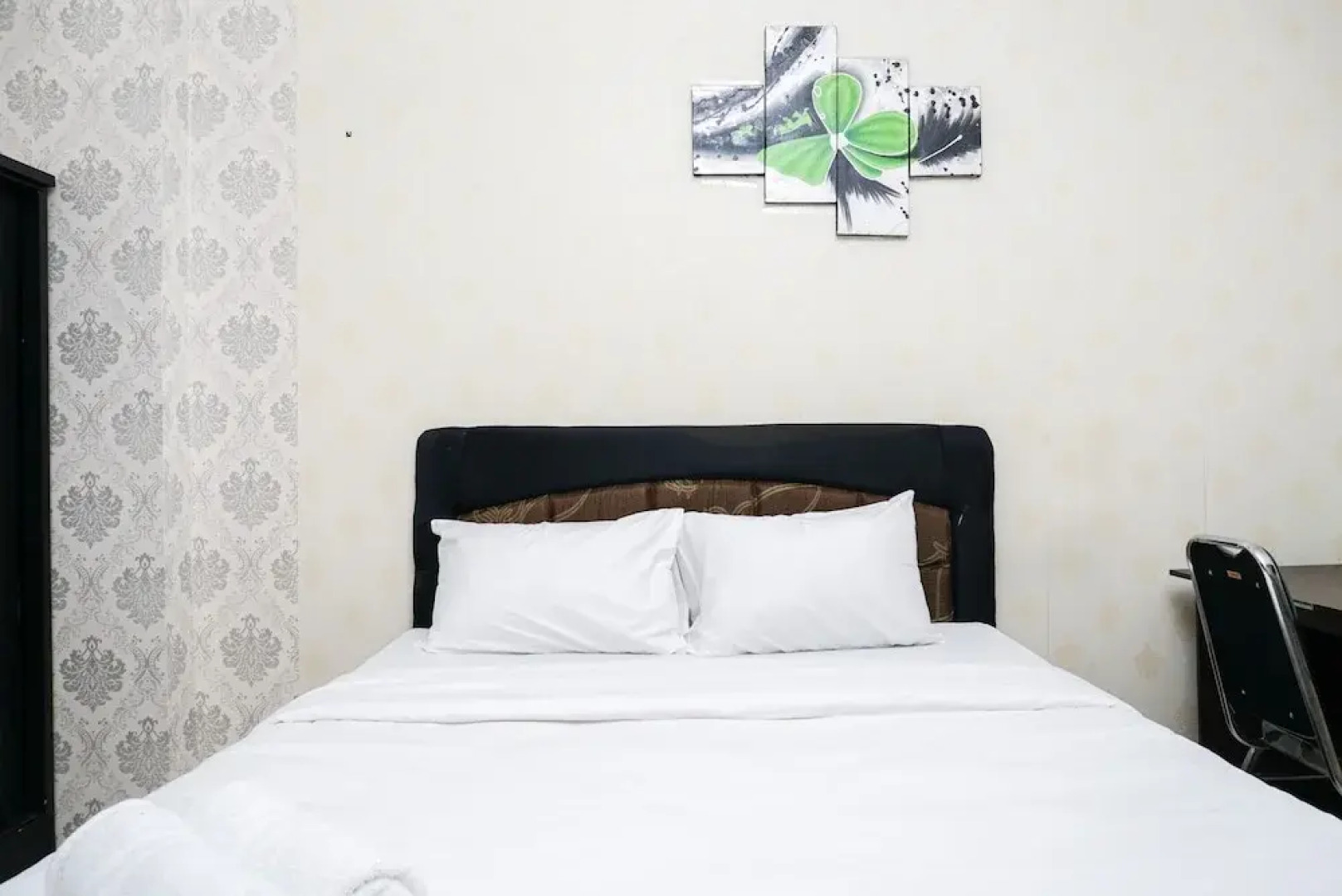 Elegant Design Studio Apartment at Margonda Residence 4 By Travelio