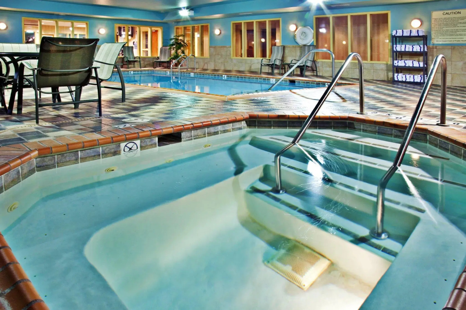 Holiday Inn Express Hotel & Suites Urbana-Champaign by IHG