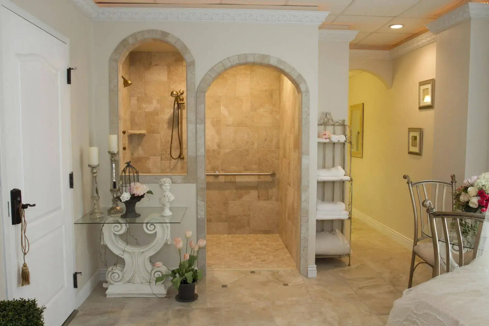 5th East Hall Bed & Breakfast