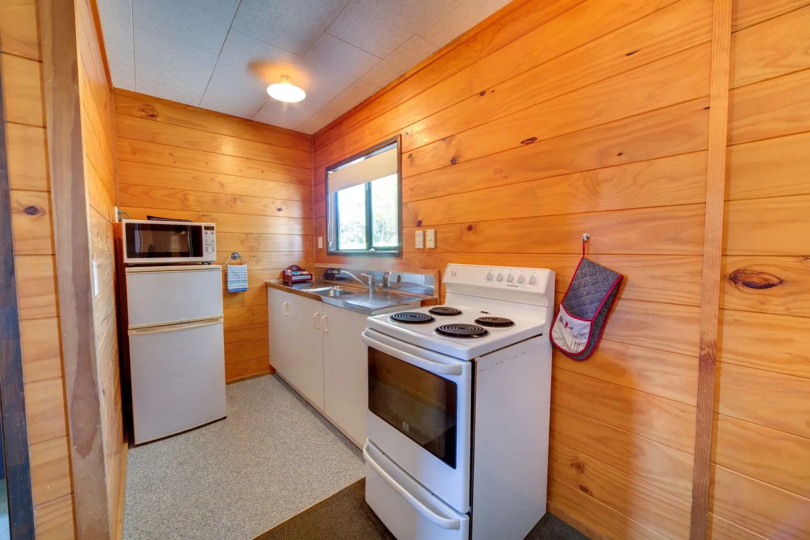 Wellington TOP 10 Holiday Park