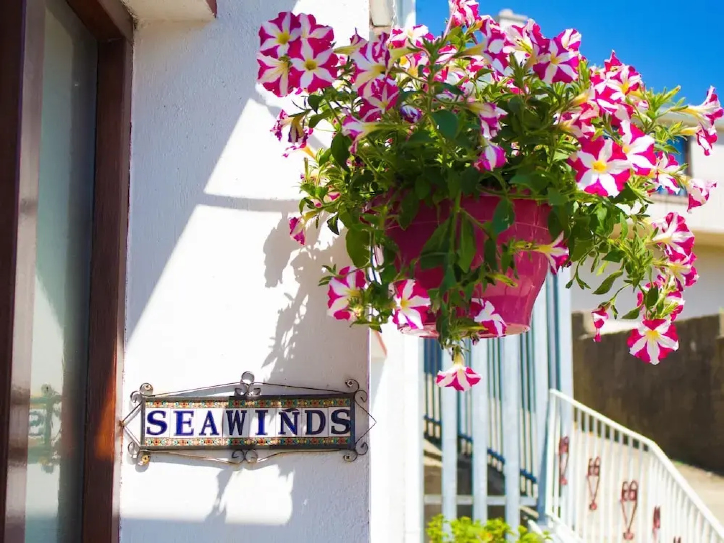 Seawinds Bed & Breakfast