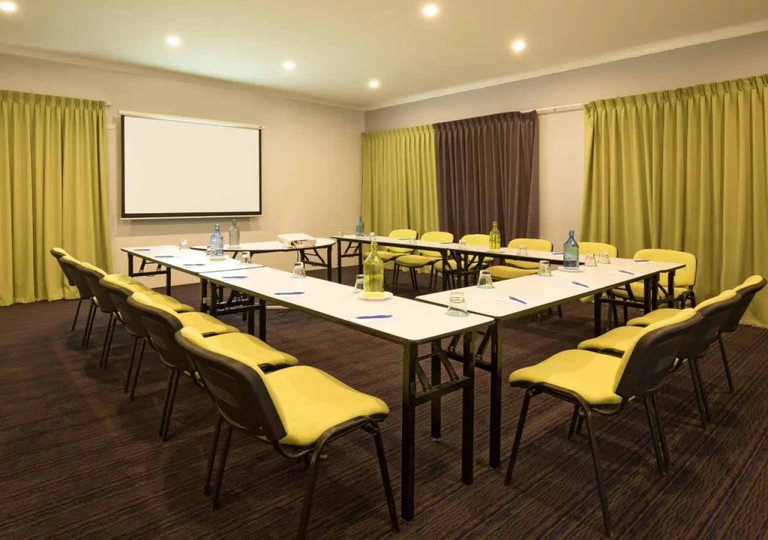 Contour Hotel Katherine