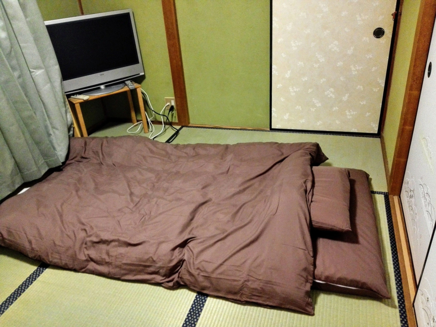 Guest House Ioly Osaka - Hostel