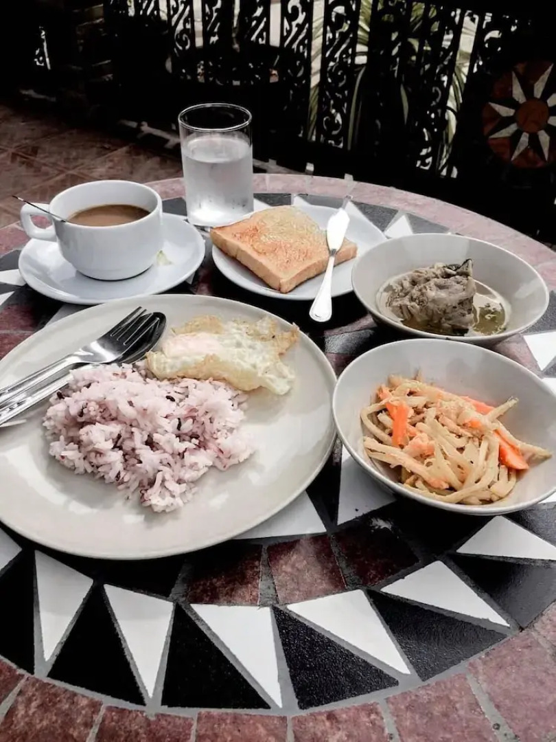 Klang muang river home