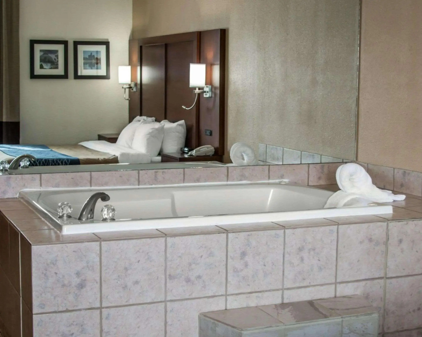 Comfort Inn Detroit/Warren Sterling Heights