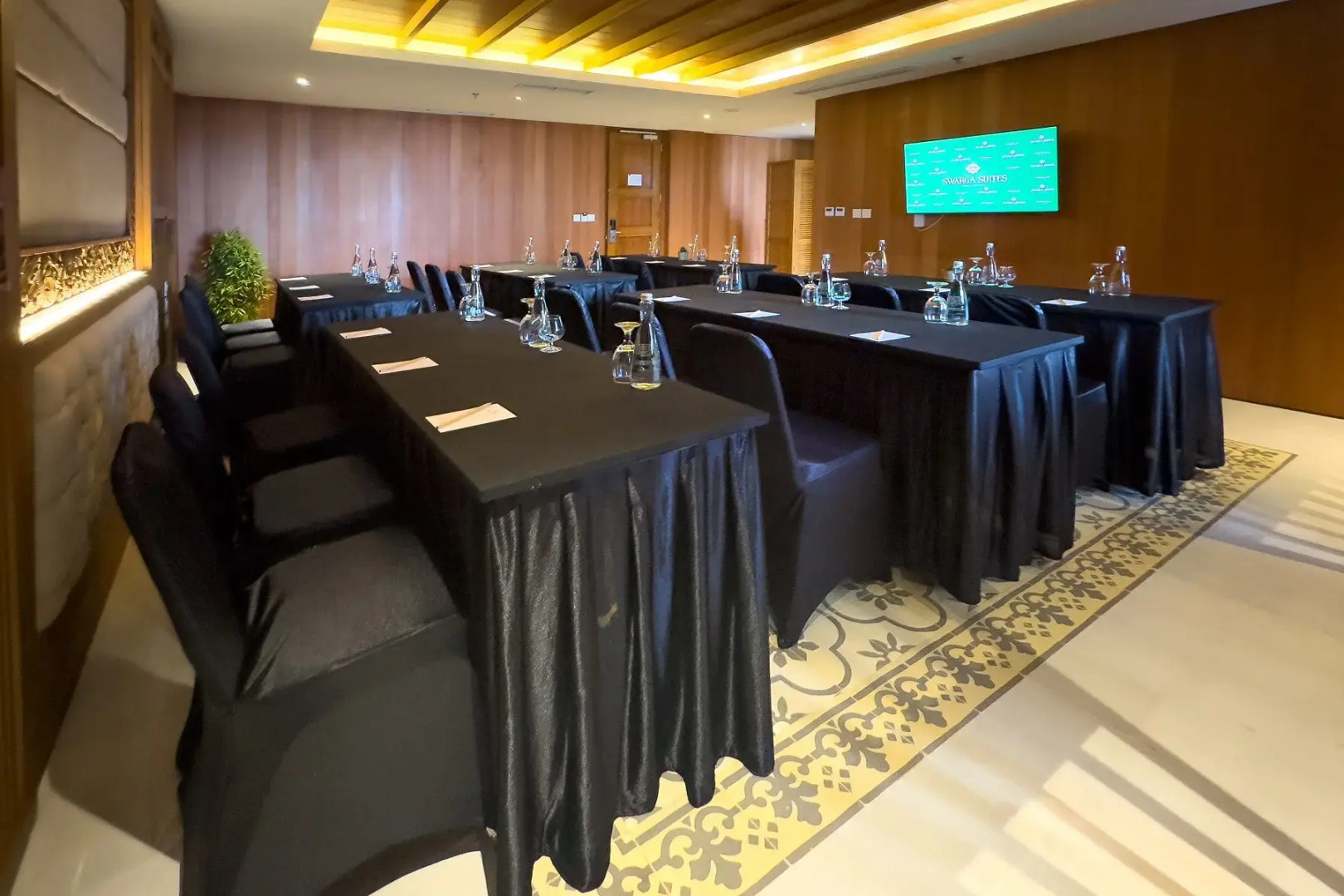 Swarga Suites Bali Berawa, Marclan Collection