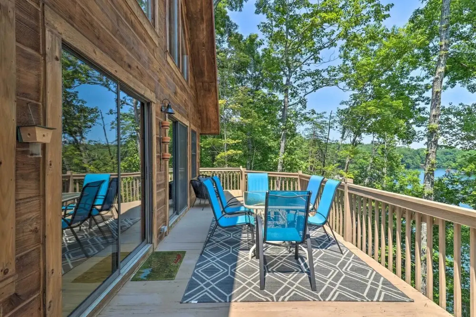 Deck + Game Room: Lakefront Landrum Cabin!