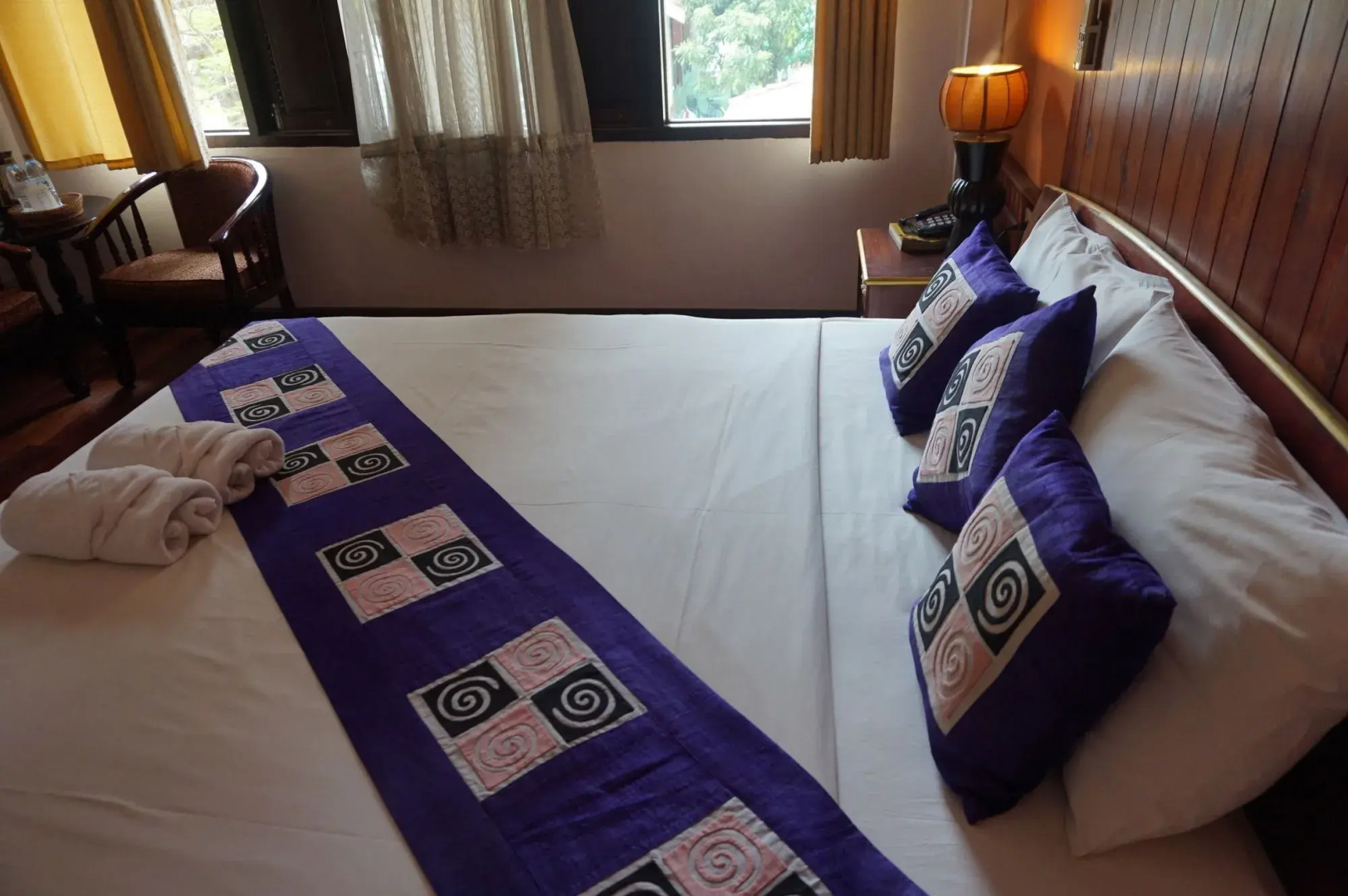E-Outfitting Vang Thong Hotel