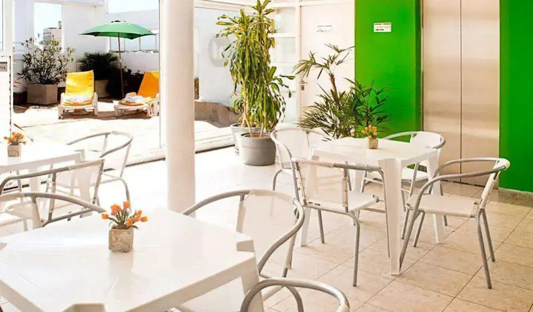 Urquiza Apart Hotel & Suites