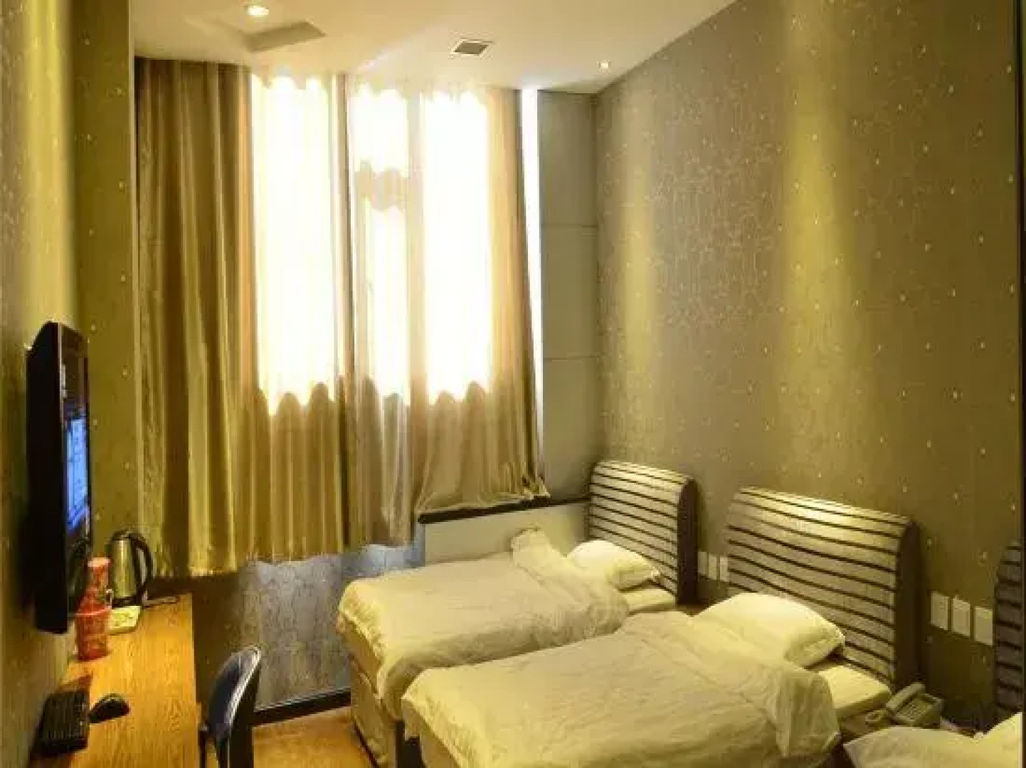 Wenzhou Business Hotel