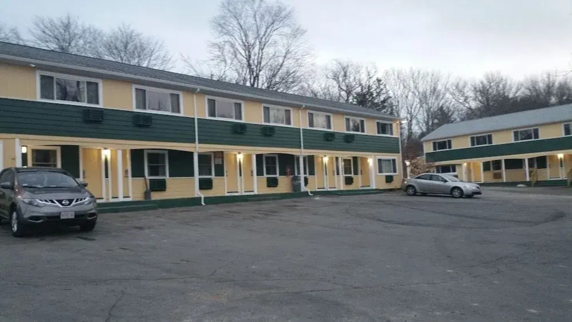 Dartmouth Motor Inn
