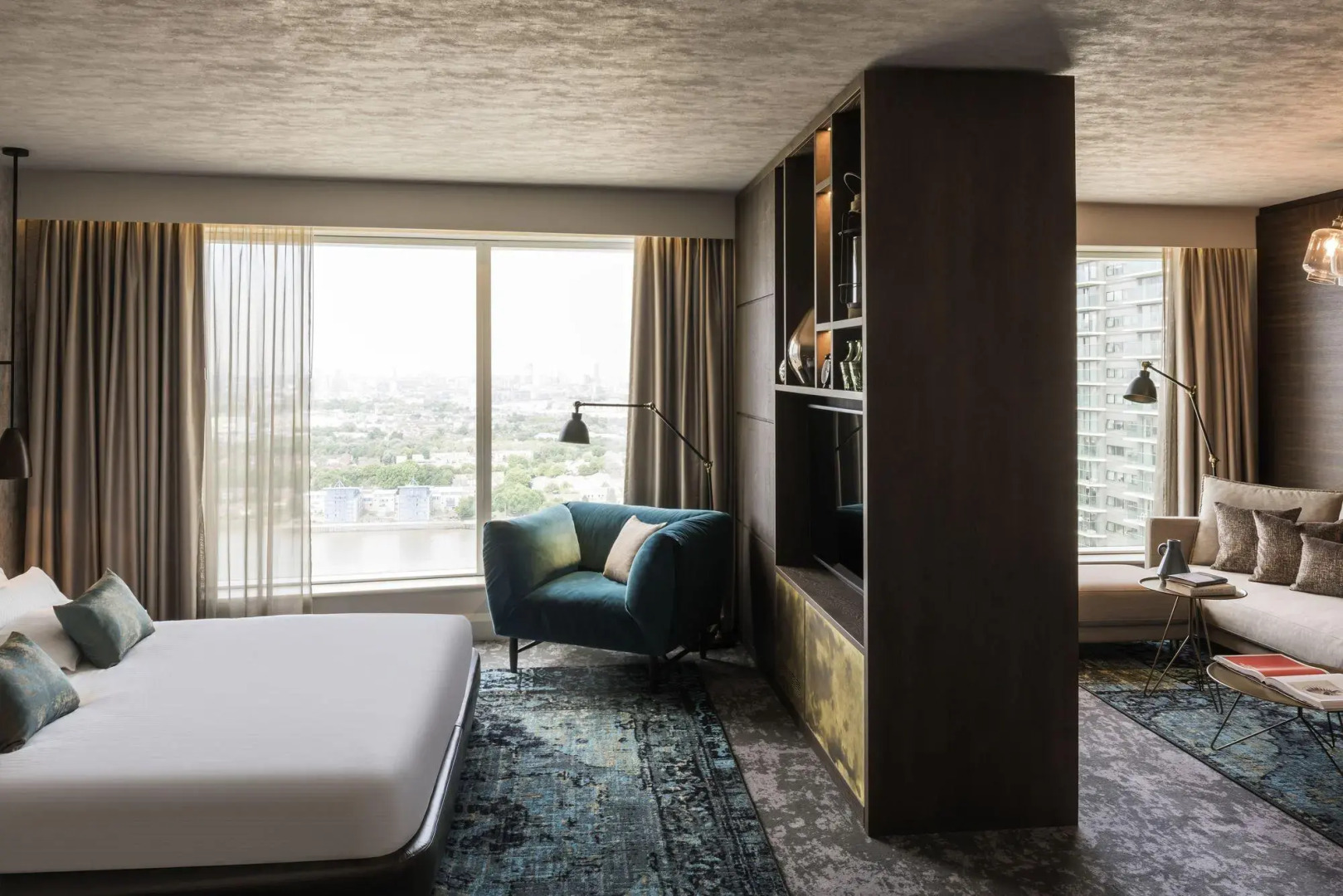 Отель Novotel London Canary Wharf 