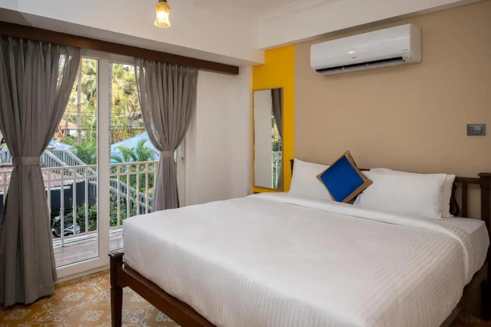 Richmonde Ananta Elite