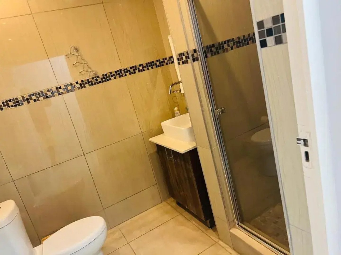 36 frere road shelly beach , margate