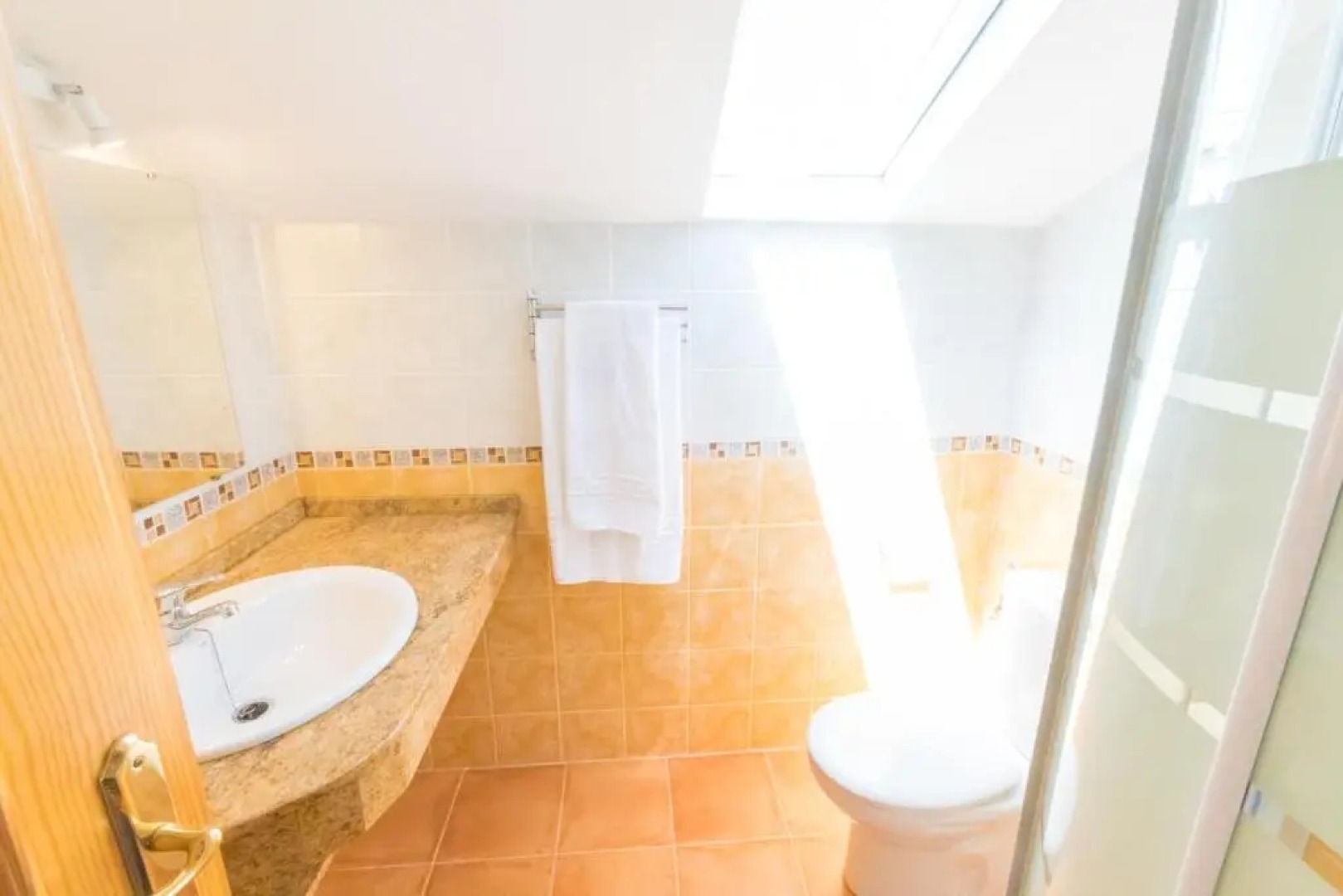 Alojamientos Madrigal 1 y Madrigal 2