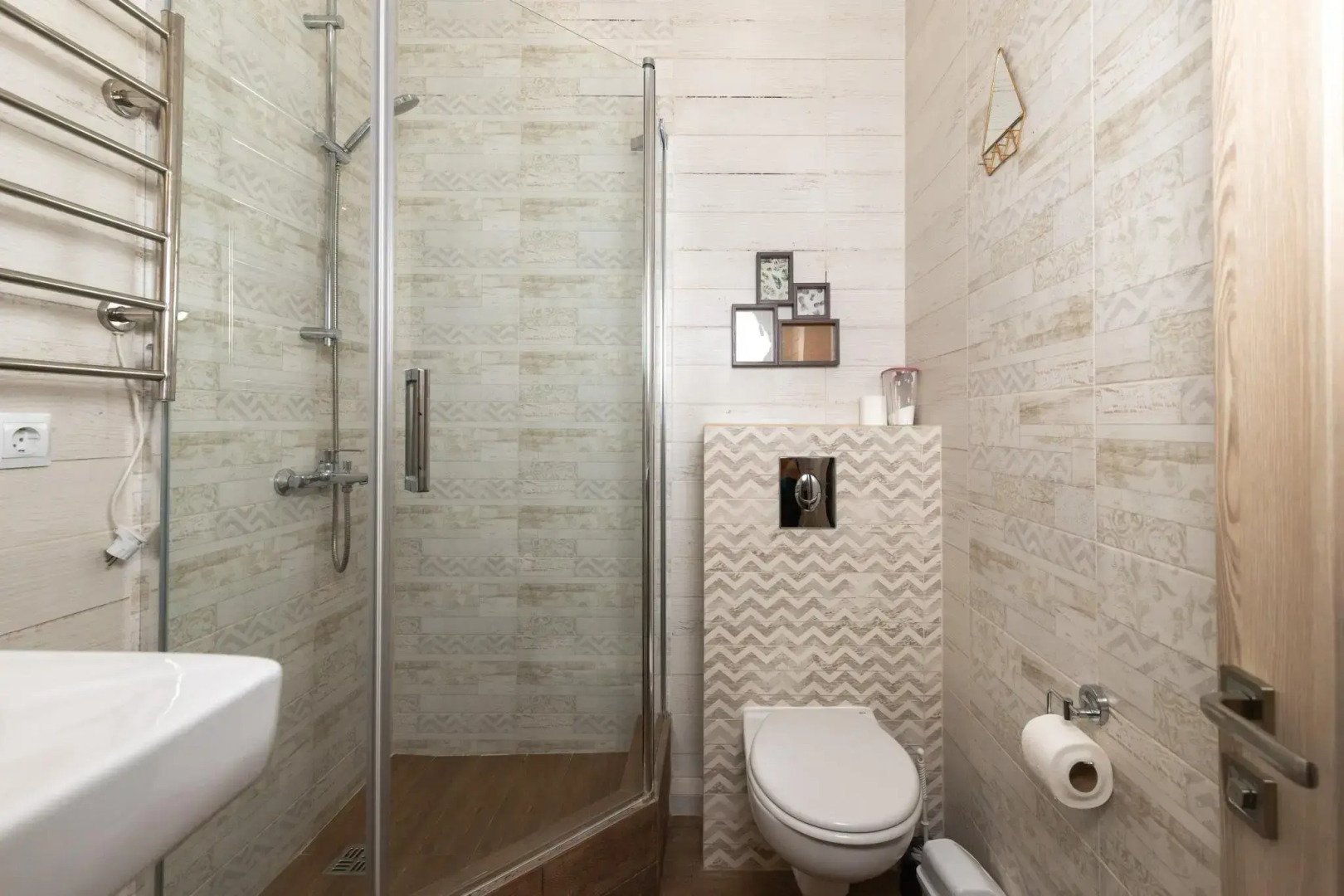 Море апартаментов в переулке Кувшинок