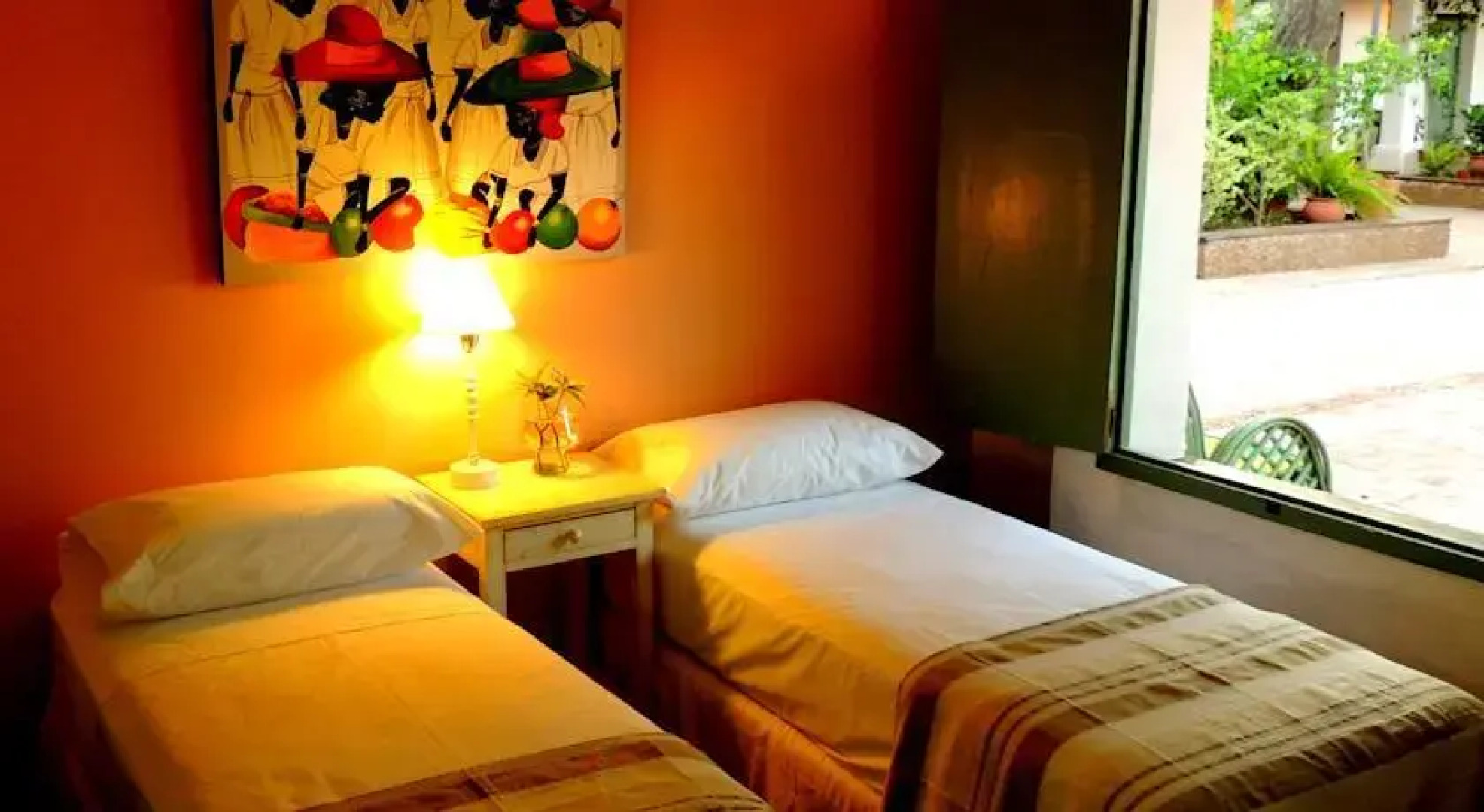 La Carlita . Casa de Huéspedes