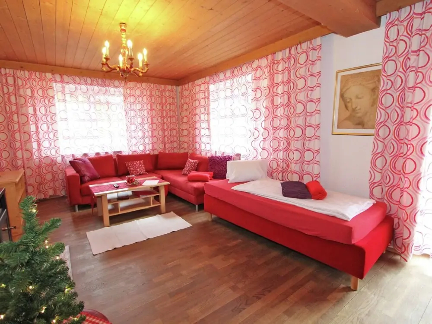 Spacious Holiday Home near Ski Bus Stop in Mayrhofen