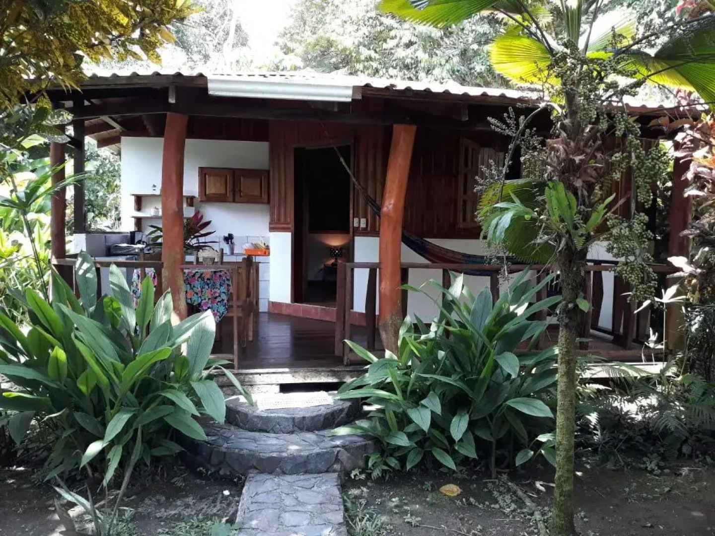 Cabinas Nirvana Ecolodge
