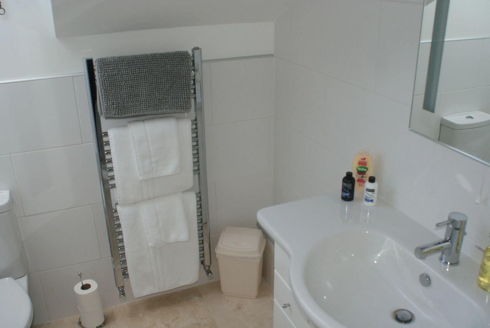 Tirah Bed and Breakfast