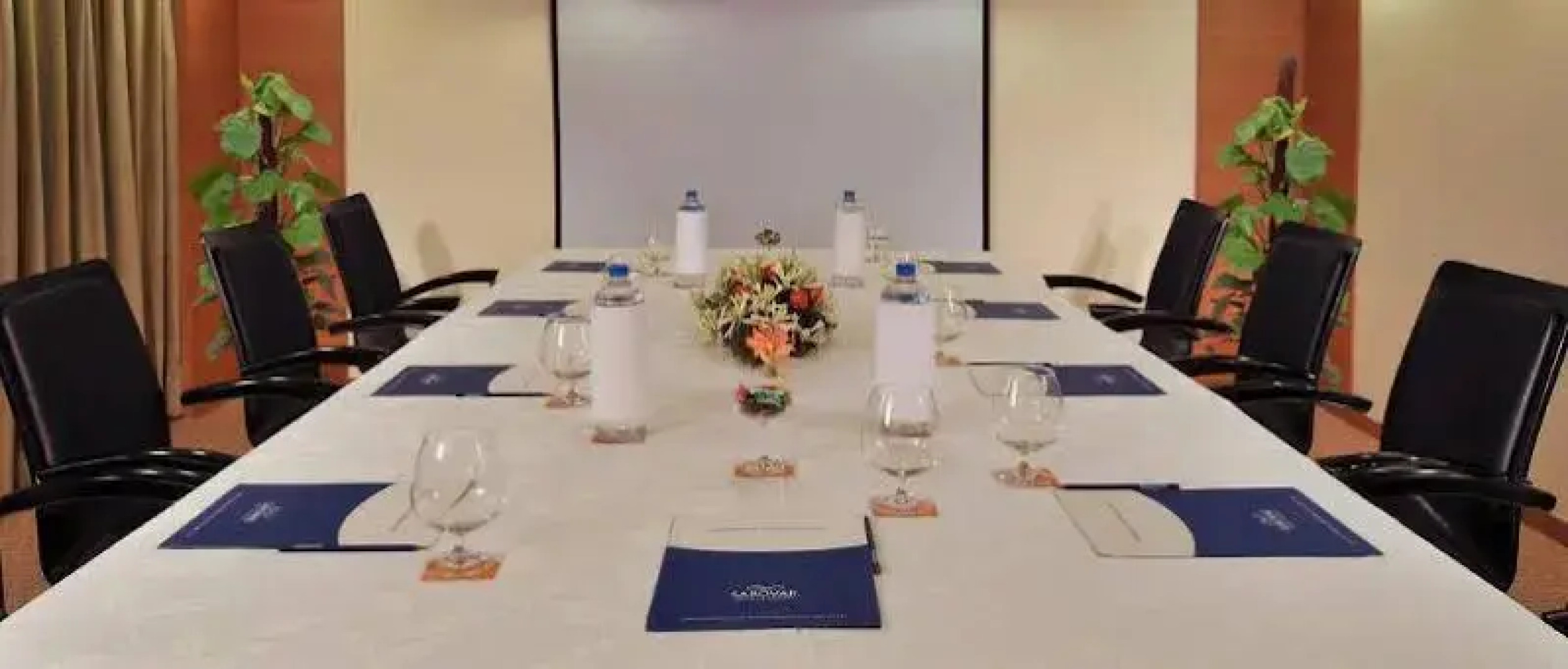 City Heart Sarovar Portico