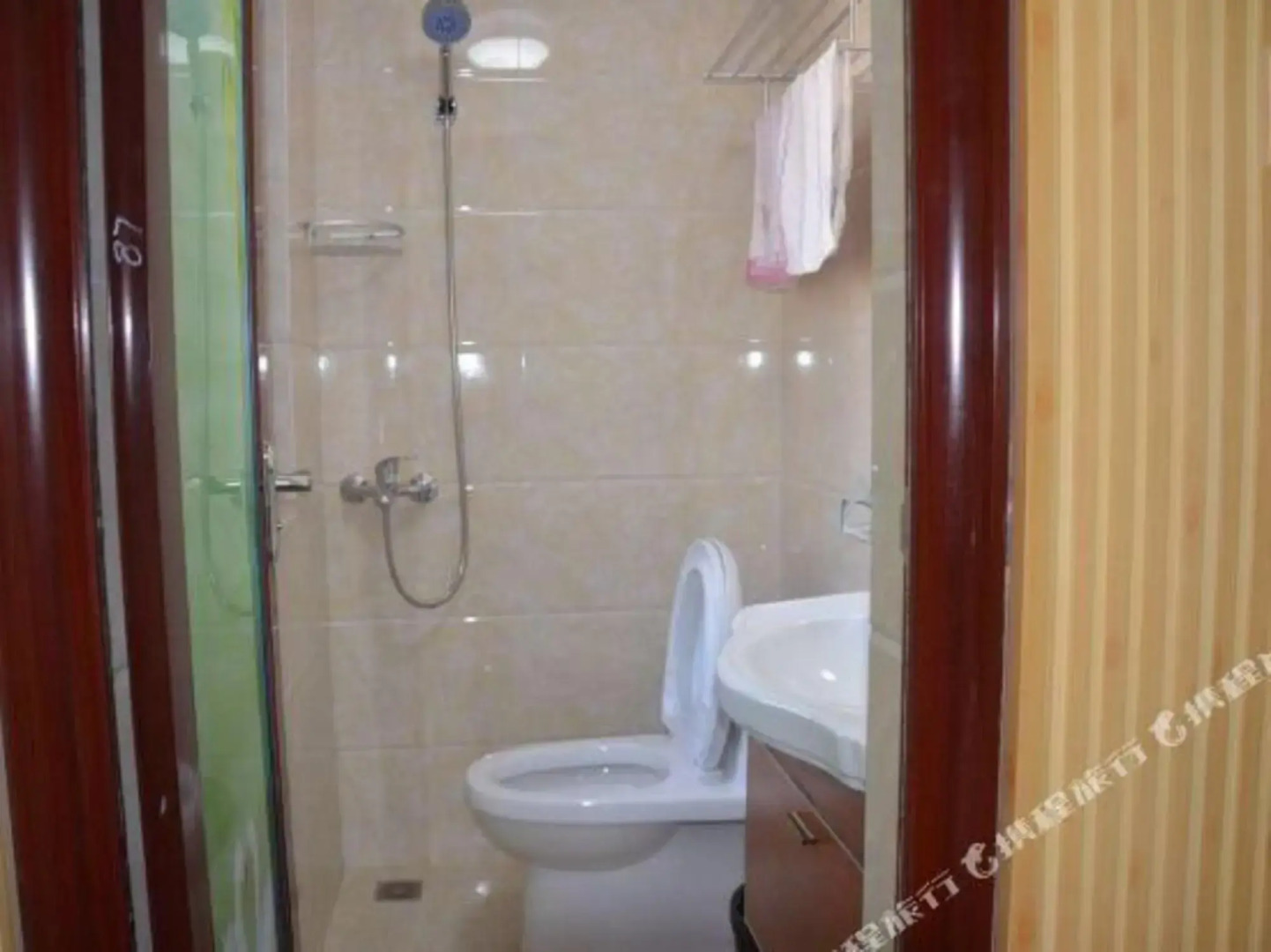 Zhoushan Putuo Mountain Buddha Farmhouse