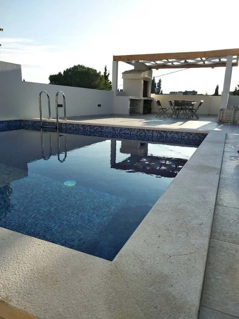 Villa Dragi, Villa With Pool and big Terrace, sea View, Peacfully and Quite