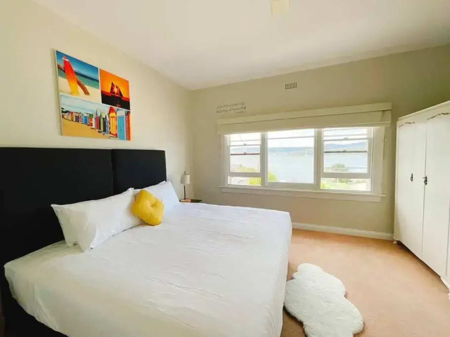 Spectacular River View- Lindisfarne